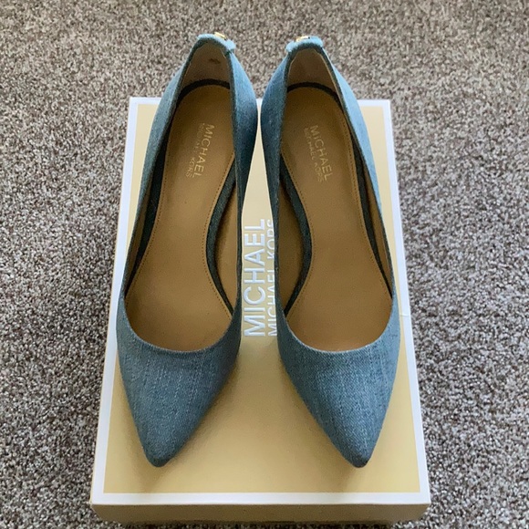 MICHAEL Michael Kors Shoes - Michael Kors Denim Mid Flex Pump, Washed Denim, Size 5M
